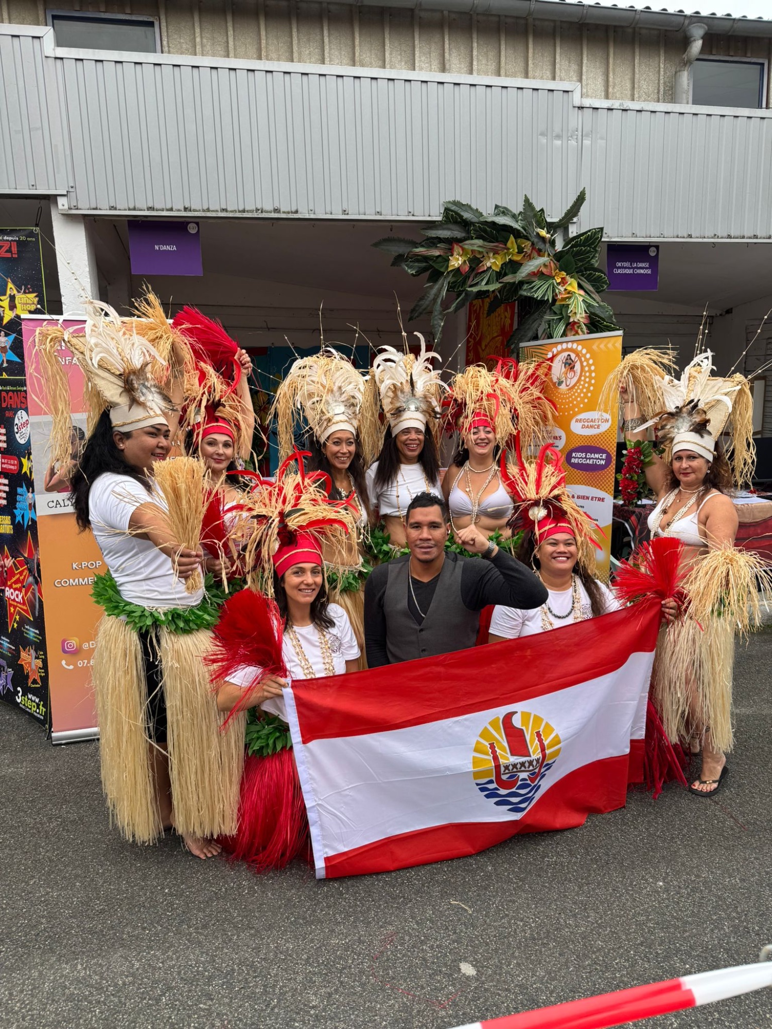 Hine Toa Troupe - Performance